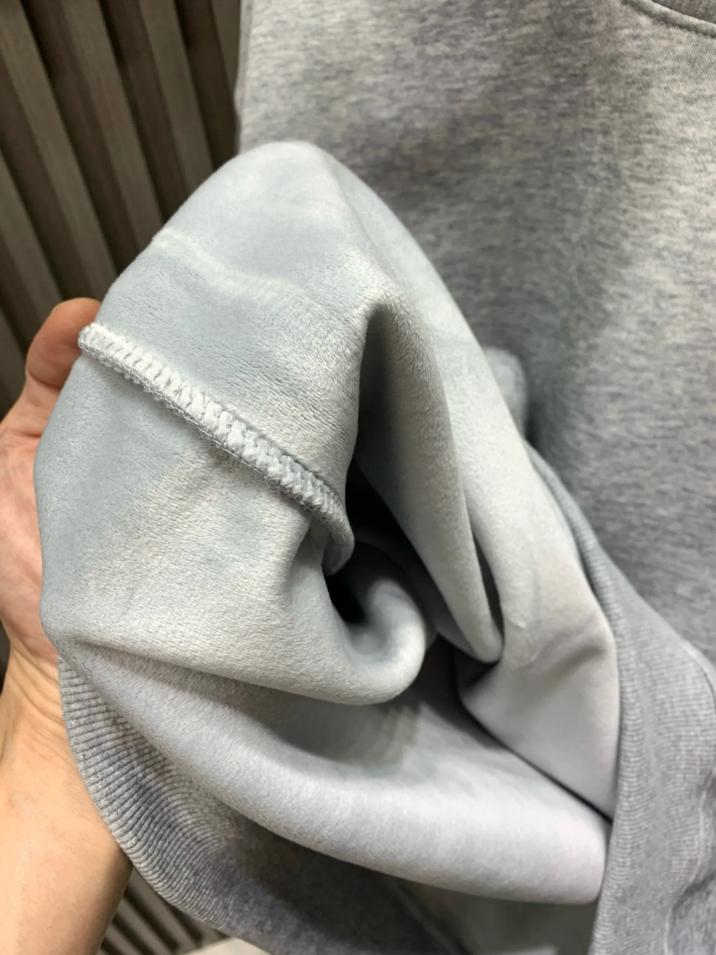 🅿️250 gray